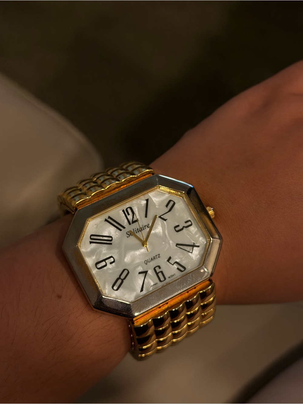 Vintage Solitaire Quartz Octagonal Mother of Pearl Dial Gold Tone Stretch Watch